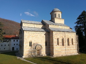Високи Дечани: Неко би да избрише манастир и са географске карте