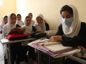 Авганистан, школовање девојчица на талибански начин