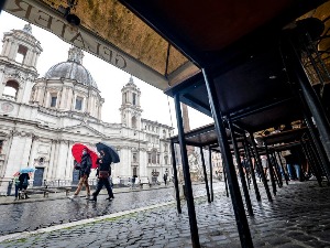 "Baby gang" – малолетници у бандама сеју страх на италијанским улицама