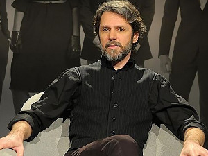 Аутопортрет: Драган Мићановић