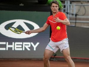 Кецмановић лагано до четвртфинала Сантијага