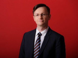 Горан Радосављевић кандидат СДС-a и Нове странке за премијера Горан Радосављевић кандидат СДС-a и Нове странке за премијера