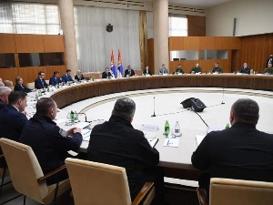 Заседао Савет за националну безбедност, Вучић код патријарха