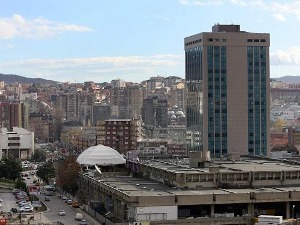 Приштина, ослобођени српски младићи који су купили амблеме "ОВК"