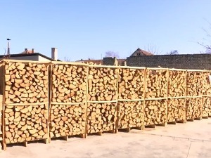 На сомборским стовариштима довољно огрева, цене порасле