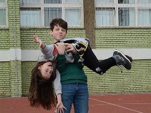 Мина прелази нивое