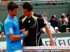 Украјински тенисер: Новак ми послао поруку подршке, Федерер и Надал изабрали да ћуте