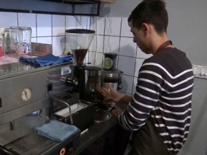 Једна ваша попијена кафа некоме може променити живот, како нови закон помаже социјалним предузећема