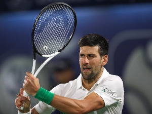 Медведев први, Новакова потера зависи од турнира на којима ће моћи да учествује