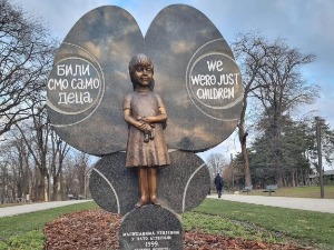 Биста Милице Ракић враћена у Ташмајдански парк