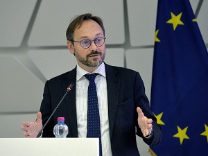 Жиофре: Уцена је мит, ЕУ је раширила руке да дочека Србију