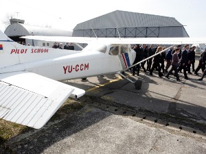 Сарадња "Ербаса", Министарства просвете и ваздухопловне академије у Вршцу