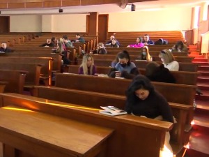 Док су пријаве за сексуално узнемиравање анонимне, факултет не реагује – коме се обратити