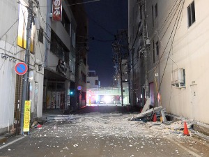 Снажан земљотрес у Јапану, погинула једна особа