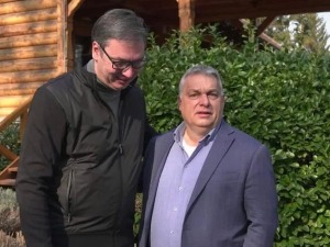 Вучић угостио Орбана на доручку пре пуштања деонице пруге