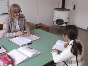 Школа у селу Жуч има само једну ученицу, како изгледа настава