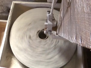 Воденица стара два века и најмлађа воденичарка у Србији – брашно нашло пут и у иностранство