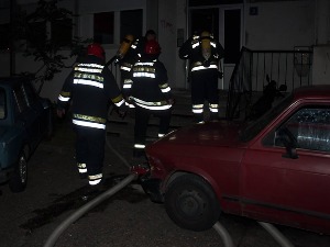 Страдао мушкарац у пожару код Инђије 