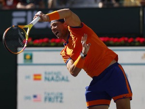 Надал због повреде ван терена шест недеља