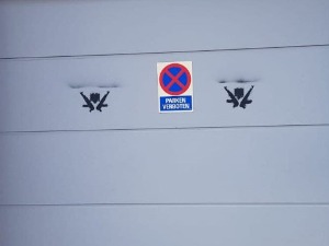 Графит ОВК на згради Генералног конзулата Србије у Штутгарту