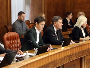 Влада одобрила извоз пшенице и кукуруза у Албанију