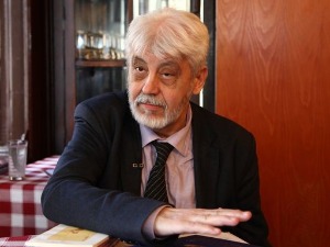 ТВ лица...као сав нормалан свет: In memoriam Милован Витезовић