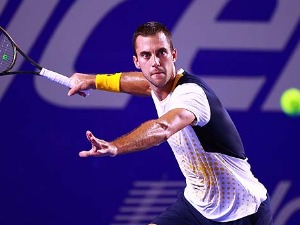 Ђере заустављен у првом колу