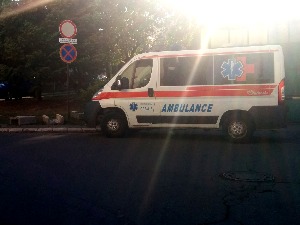 Тешко повређен мушкарац у Нишу, експлозивна направа му се активирала у рукама