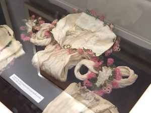 Како се израђују ојце - украсне чипке на женској бошњачкој ношњи