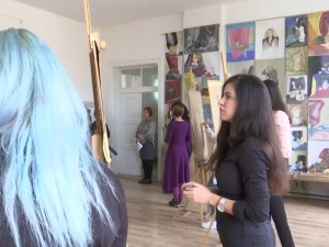 Талентовани дизајнери стичу знања у Лесковцу