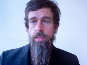 Оснивач Твитера: Криво ми је што сам од интернета направио то што је сада