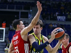 Фенер од великог плуса до минуса и назад у победи против Бајерна