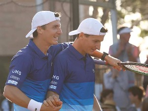 Браћа Сабанов избацили Кирјоса и Сока у Хјустону