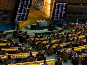 Странке деснице осудиле гласање Србије у УН