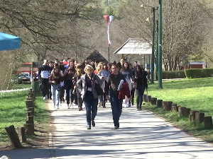 Екскурзије између жељa и могућности – ко профитира и како до нижих цена 