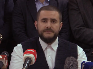 Породица Муамера Зукорлићa тврди да постоји основ за сумњу да није преминуо природном смрћу