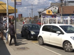 Има ли лека за паркирана возила на београдским аутобуским стајалиштима