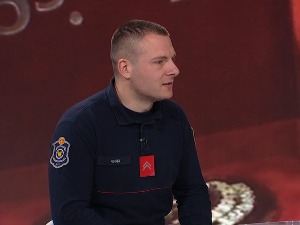 Ватрогасац који је спасао бебу из солитера: Крстио сам дечака и одвео га у ватрогасну станицу