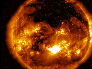 Стиже нам сунчева олуја коју је изазвала експлозија „мртве“  пеге