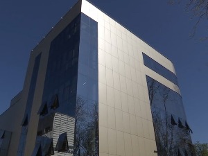 ФОН добио нову зграду