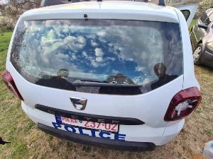 У Приштини тврде да је на северу поново нападнуто возило полиције