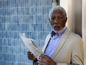 Кроз црвоточину са Морганом Фрименом:  Да ли је Бог створио еволуцију?