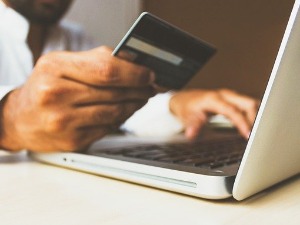 Шта радити уколико вам новац нестане са банковне картице