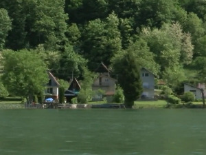 Село Велика река на Зворничком језеру -  оаза нетакнуте природе и мира