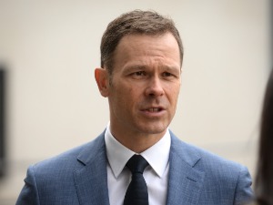 Више од 138.000 запослених у просвети и науци добило помоћ