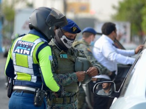 У деловима Еквадора ванредно стање због пораста криминала – 9.000 полицајаца и војника на улицама