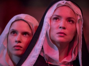 From Russia Without Love: Зашто је филм Пола Верховена о католичкој монахињи из XVII века чак два пута забрањен у Русији? From Russia Without Love: Зашто је филм Пола Верховена о католичкој монахињи из XVII века чак два пута забрањен у Русији?
