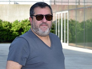 Више од фудбалског агента: Мино Рајола, ђаво од менаџера који није носио Праду Више од фудбалског агента: Мино Рајола, ђаво од менаџера који није носио Праду