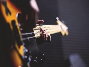 „The partisan”, „While my guitar gently weeps”, „Dream on”...