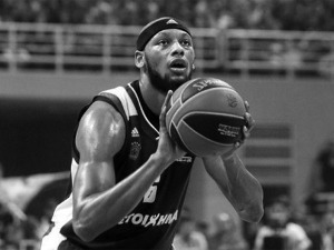 Едријан Пејн преминуо у 32. години